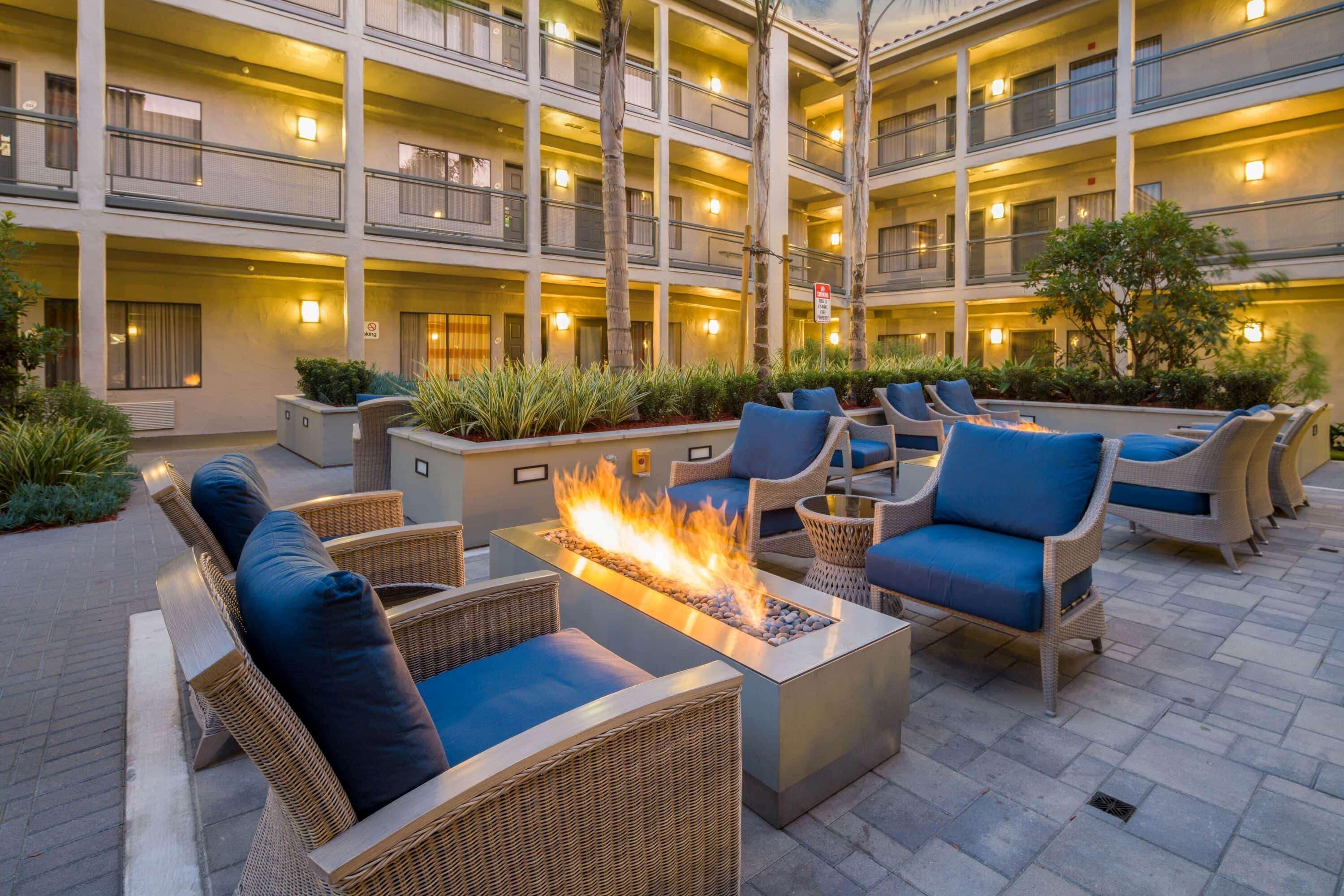 La Quinta By Wyndham Orange County Airport Hotel Santa Ana Buitenkant foto