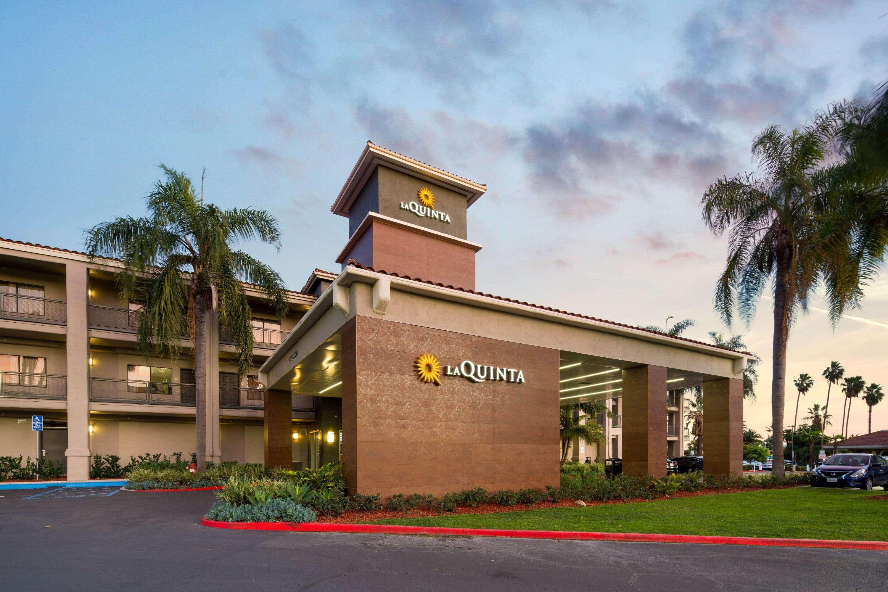 La Quinta By Wyndham Orange County Airport Hotel Santa Ana Buitenkant foto