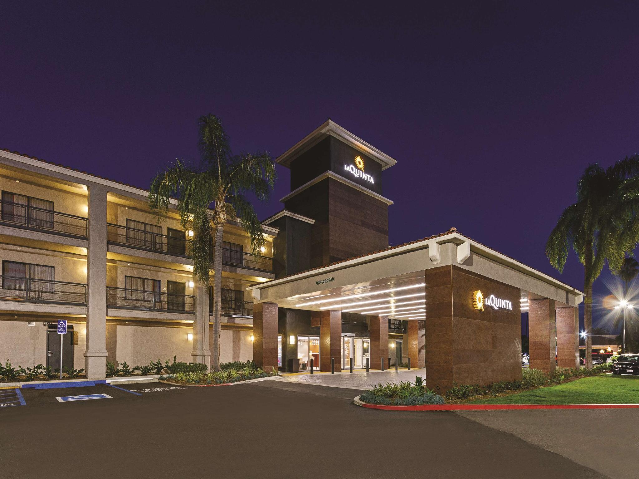 La Quinta By Wyndham Orange County Airport Hotel Santa Ana Buitenkant foto