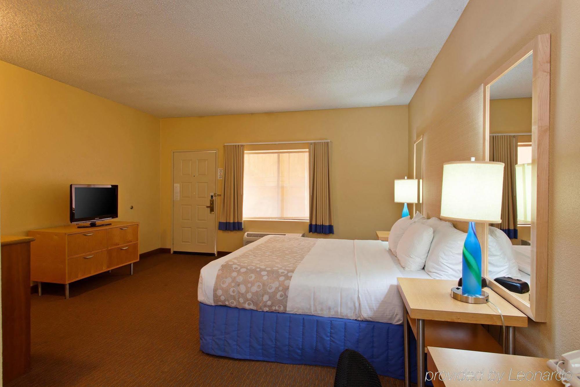 La Quinta By Wyndham Orange County Airport Hotel Santa Ana Buitenkant foto