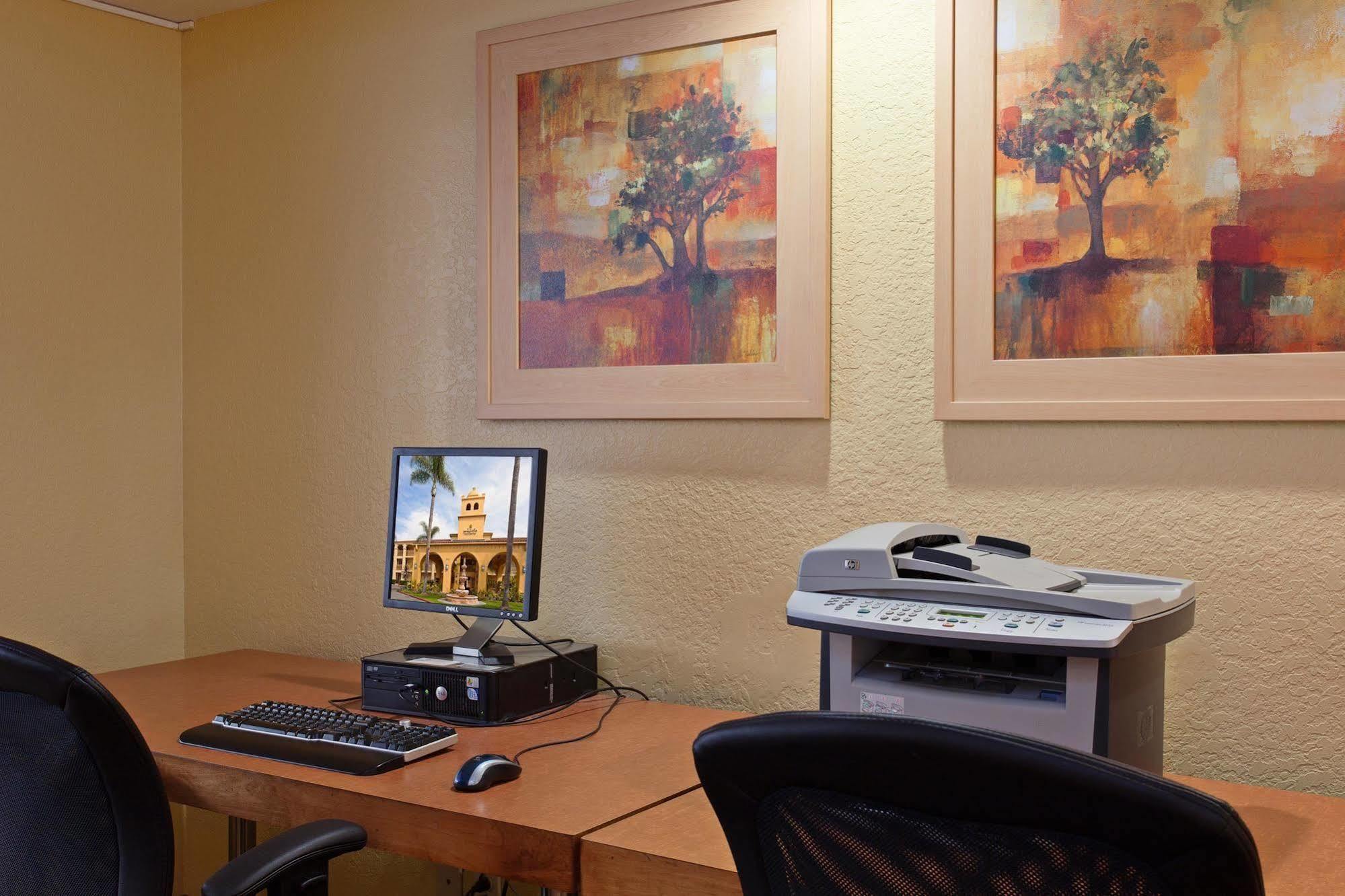 La Quinta By Wyndham Orange County Airport Hotel Santa Ana Buitenkant foto